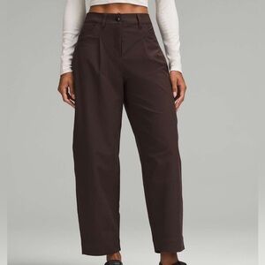 Lululemon City Sleek Barrel-Leg Pant Light Utilitech Size 32 Brown
